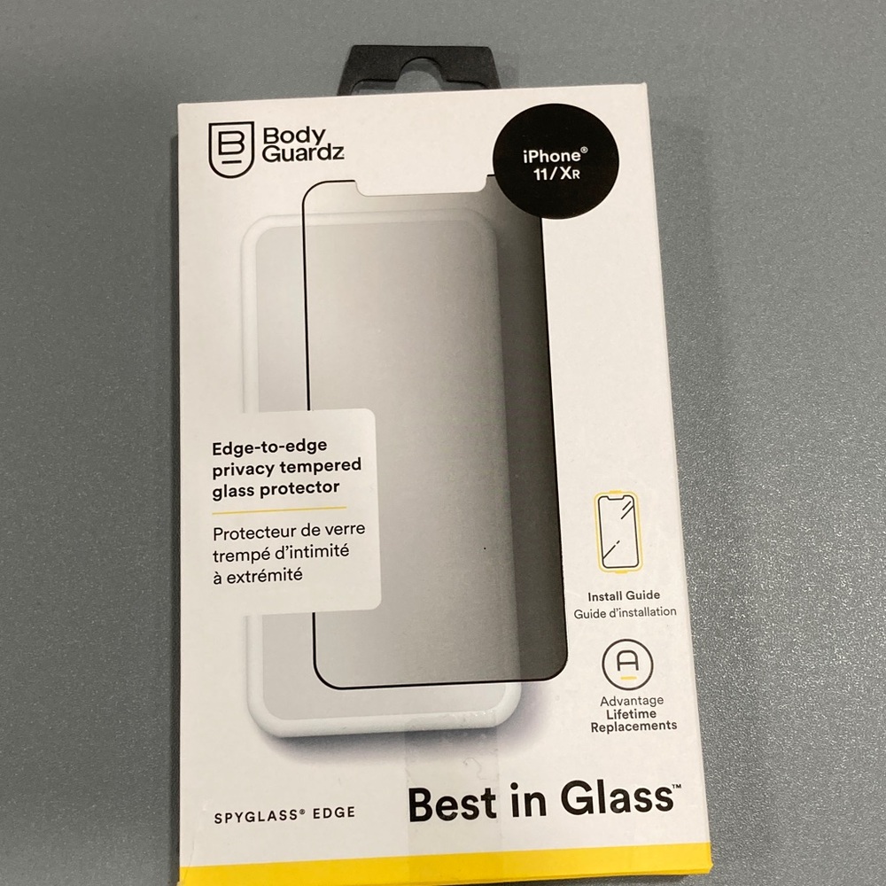 Spyglass Edge Privacy Screen Protector for iPhone 11/XR - Black